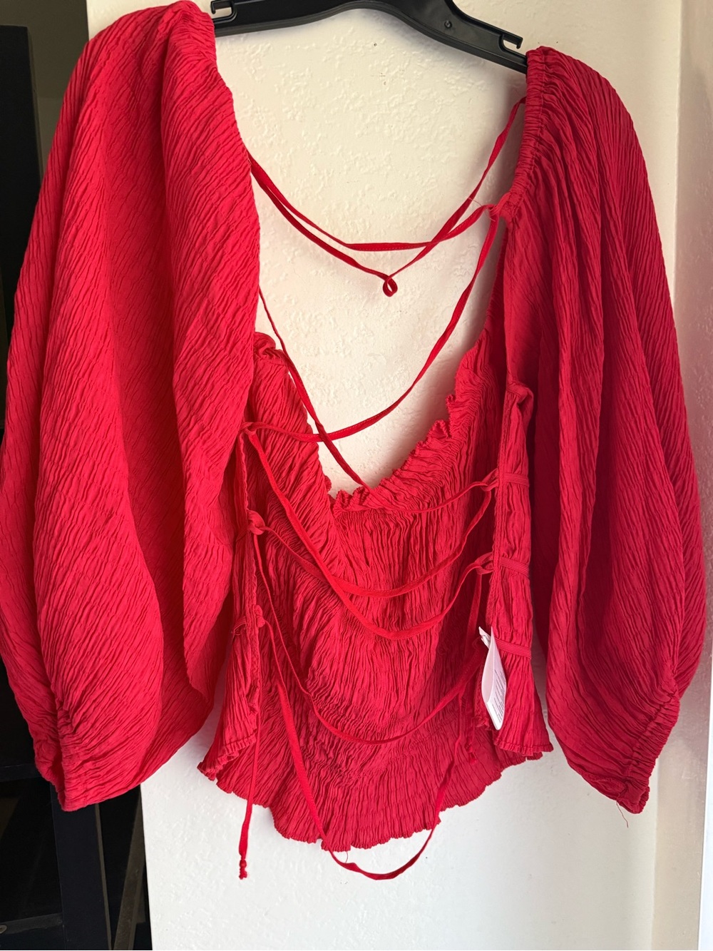 Backless Top - Picture 4 of 5